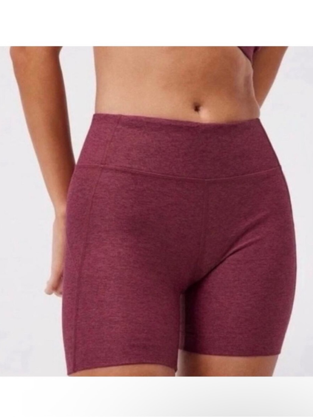 Outdoor Voices Women’s Burgundy Warmup Bike Shorts Sz M Sporty Running Comfort